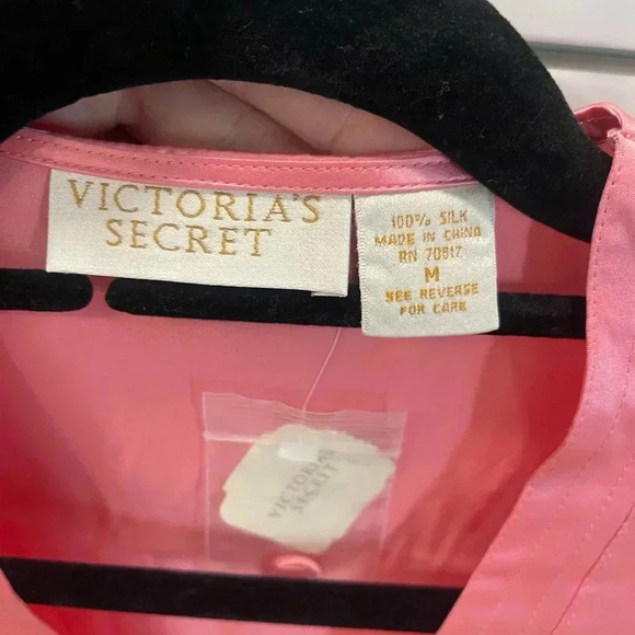 Vintage Victoria’s Secret Silk Nightgown Dress size Medium - Picture 2 of 4